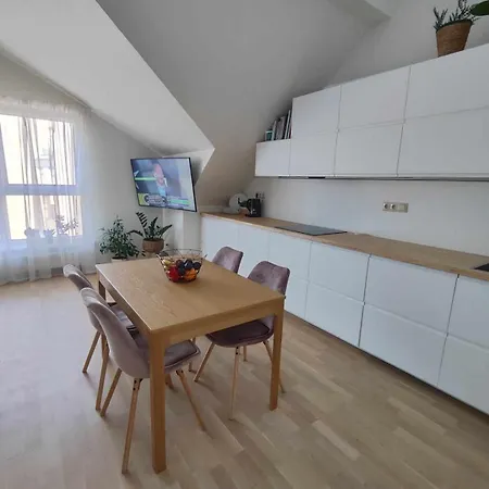 Apartman Wide & Light - Self Check In